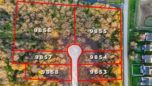 1798 Fawnwood Court, Fairborn, OH 45324