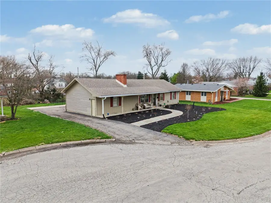 250 E Weaver Street, New Lebanon, OH 45345 - #2