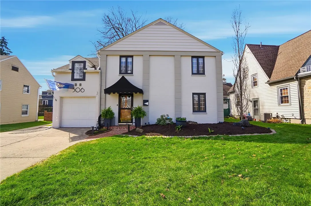 306 East Drive, Oakwood, OH 45419 - #1