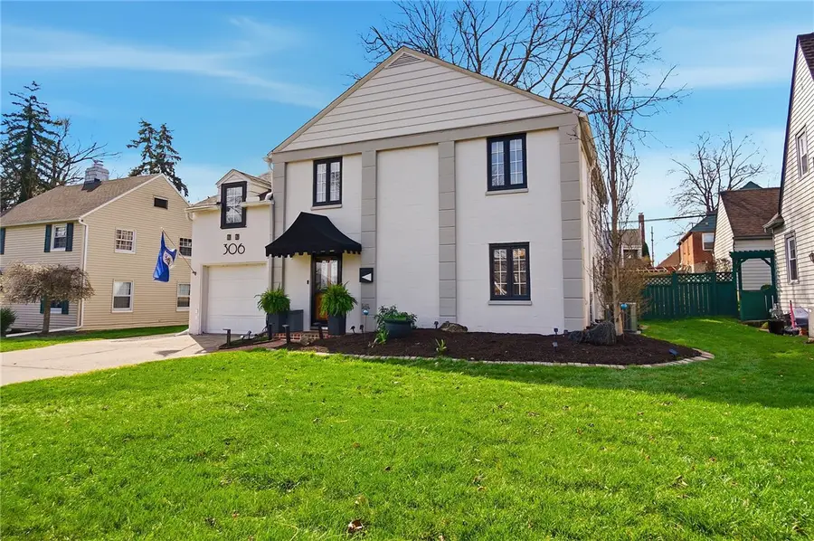 306 East Drive, Oakwood, OH 45419 - #3