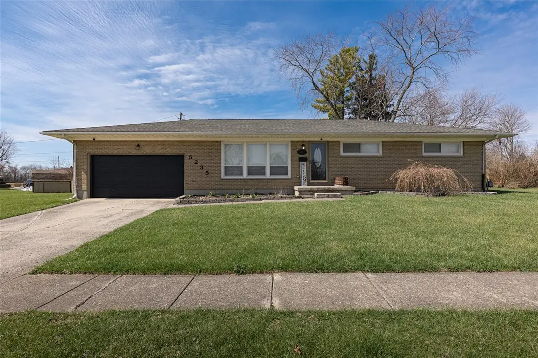 5235 W Ridgewood Road, Northridge, OH 45503 - #1