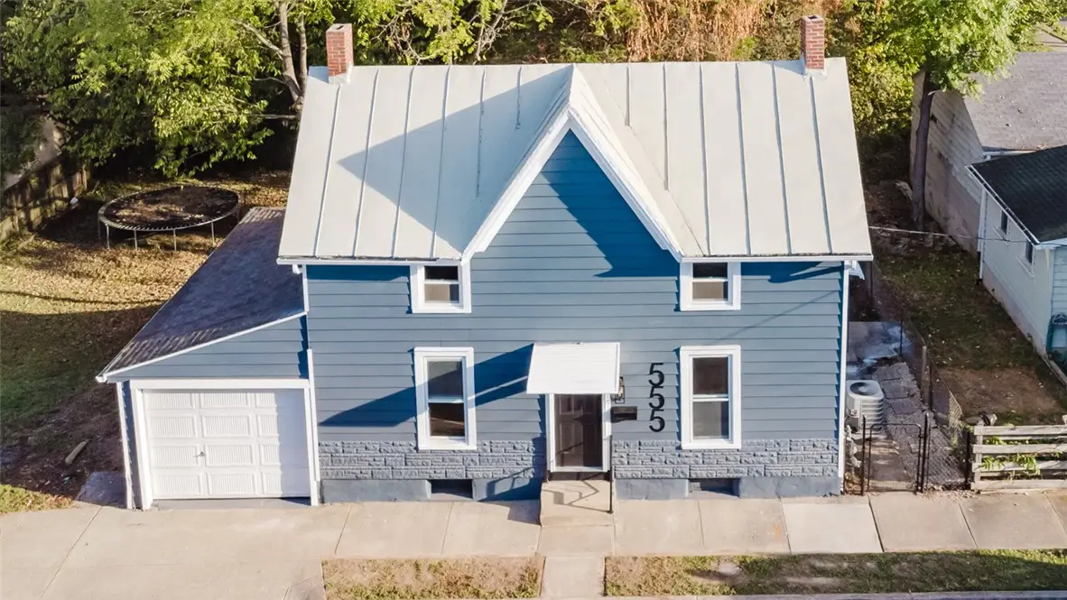 555 E Sycamore Street, Miamisburg, OH 45342 - #1