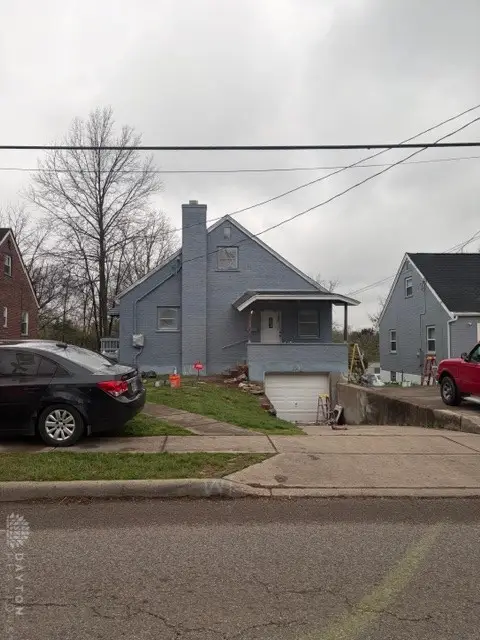 2807 W Galbraith Road, Cincinnati, OH 45239