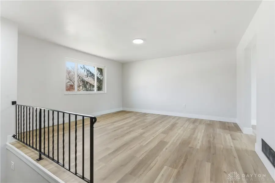 1105 Paget Drive, Miamisburg, OH 45342 - #3