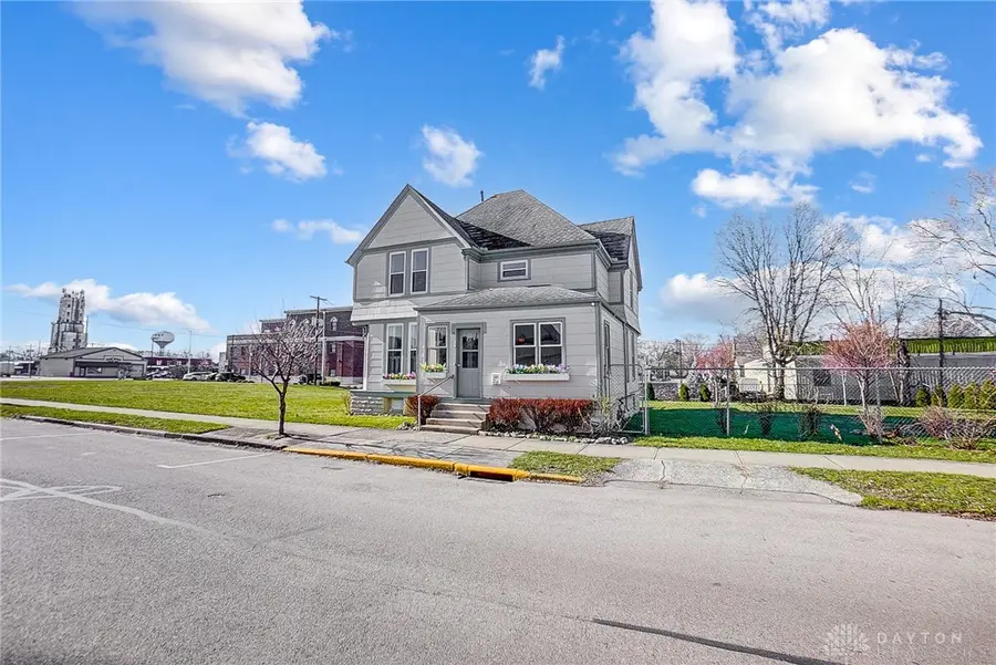 28 W Canal Street, Troy, OH 45373 - #3