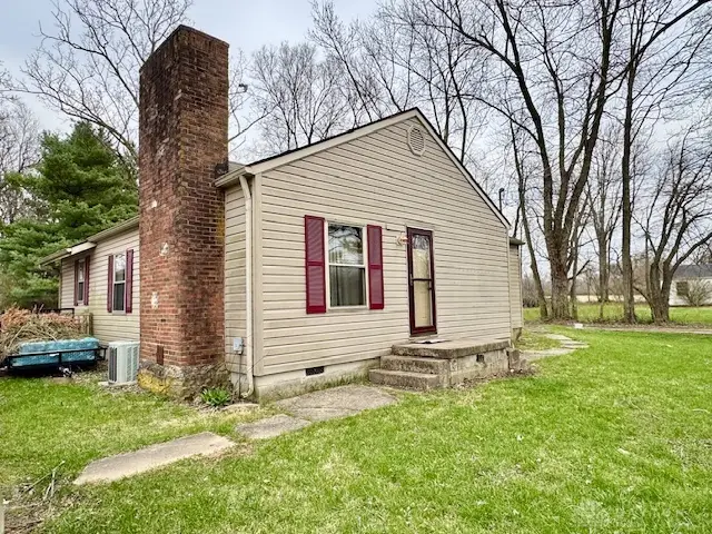 6220 Springfield Xenia Road, Springfield, OH 45502 - #3