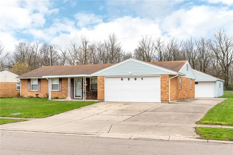 6501 Stonehurst Drive, Huber Heights, OH 45424 - #2