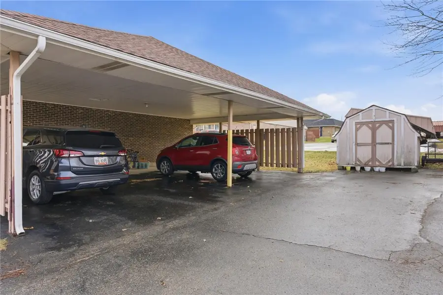 7637 Essington Circle, Washington, OH 45459 - #3