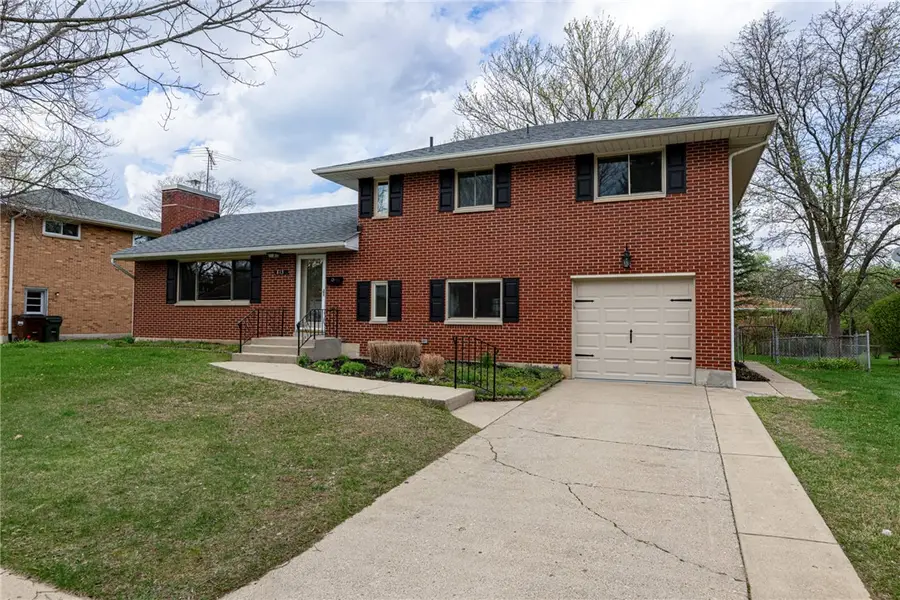 813 Lovetta Drive, Kettering, OH 45429 - #2