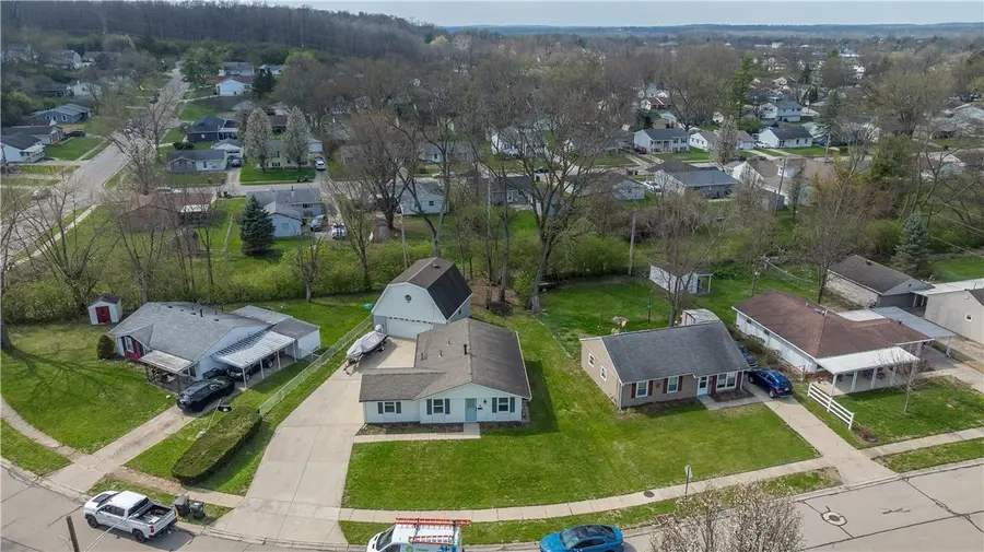 1037 Primrose Drive, West Carrollton, OH 45449 - #3