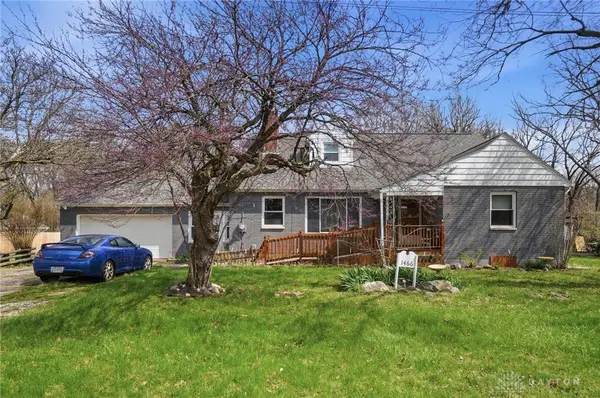 1466 S Central Drive, Beavercreek, OH 45432