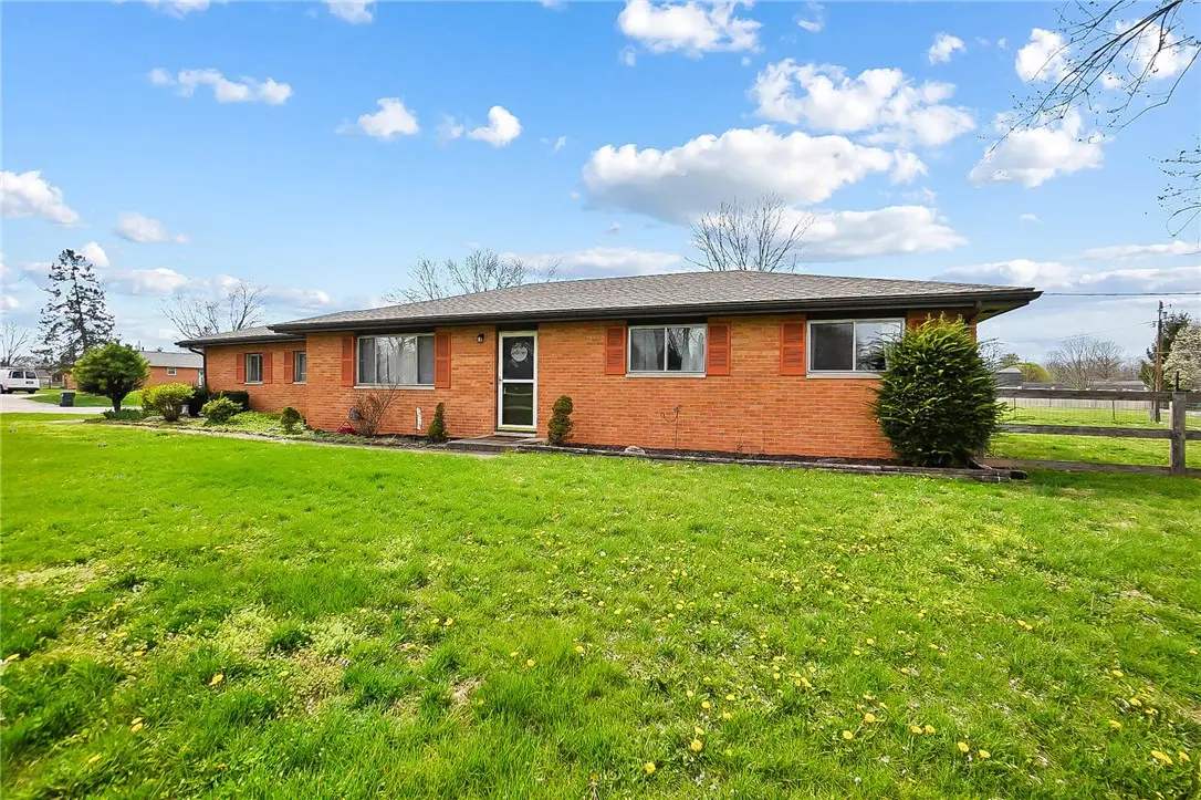 180 Chestnut Avenue, Carlisle, OH 45005 - #1