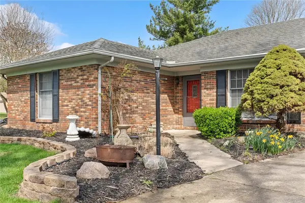 1323 W State Route 571, Tipp City, OH 45371