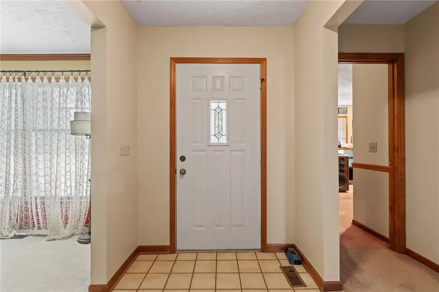 1323 W State Route 571, Tipp City, OH 45371 - #2