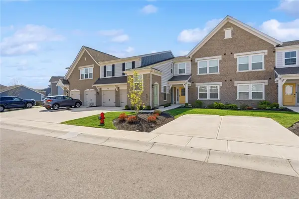 141 Old Pond Road, Springboro, OH 45066