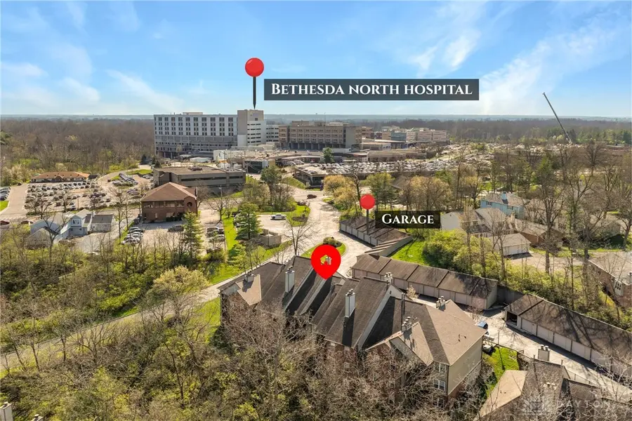 10555 Montgomery Road #5, Montgomery, OH 45242 - #3