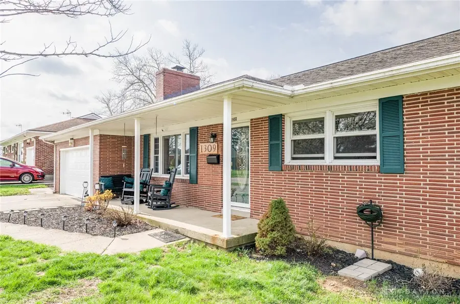 1309 Richmoor Road, Northridge, OH 45503 - #3