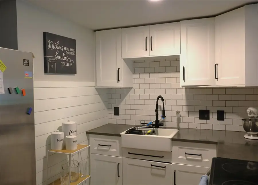 6810 Hubbard Drive, Dayton, OH 45424 - #3