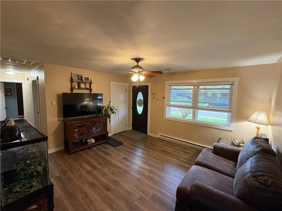 401 Chestnut Drive, Eaton, OH 45320 - #2