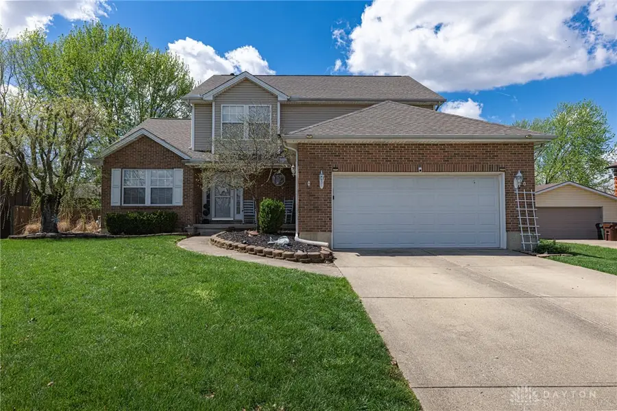 413 Lindell Drive, Germantown, OH 45327 - #2