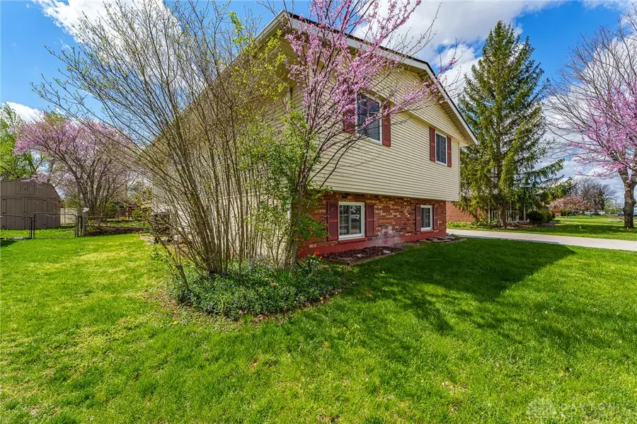 5055 Hahn Avenue, Fairborn, OH 45324 - #3