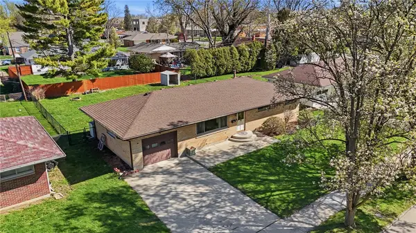 1325 Chelsea Road, Troy, OH 45373