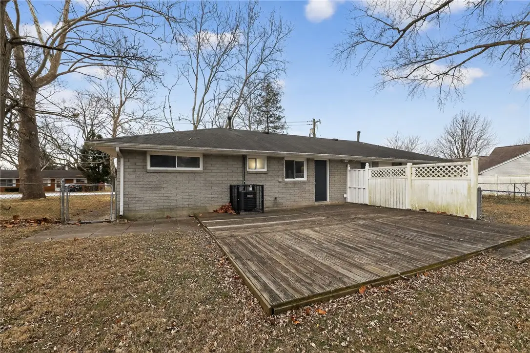 110 Elmwood Drive, Springboro, OH 45066 - #1