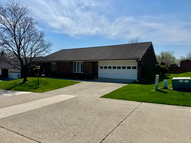 1013 Abington Place, Springfield, OH 45503 - #2