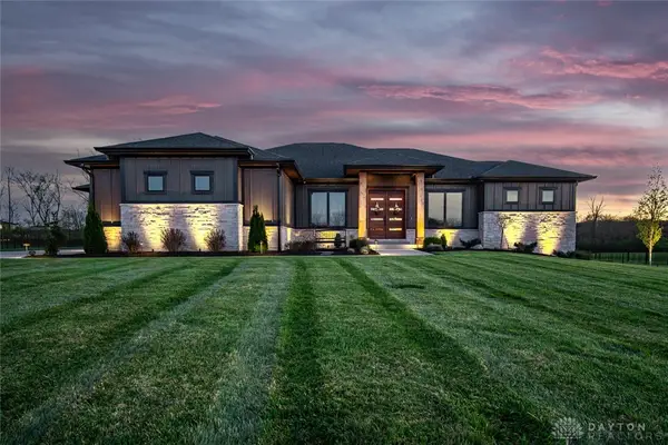 4045 Heritage Crossing, Lebanon, OH 45036