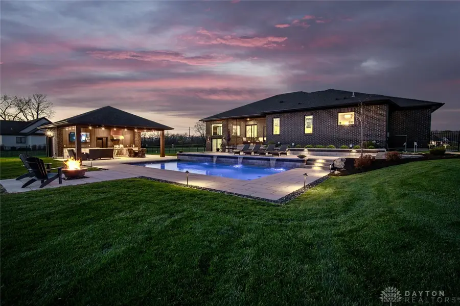 4045 Heritage Crossing, Lebanon, OH 45036 - #2