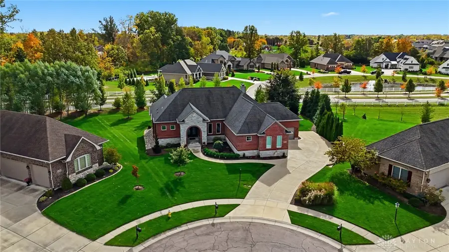 9440 Old Bridge Drive, Washington, OH 45458 - #2