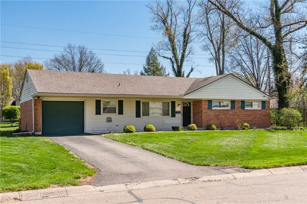 426 Willowhurst Drive, Centerville, OH 45459