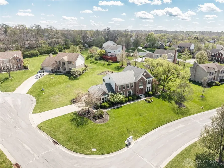 5459 Surrey Court, West Chester, OH 45069 - #3