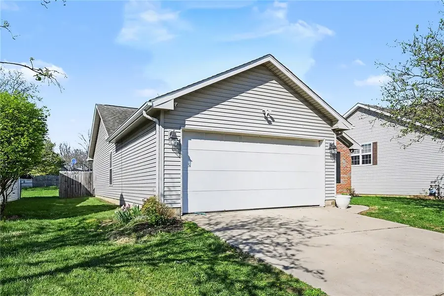 2460 Miami Village Drive, Miamisburg, OH 45342 - #2