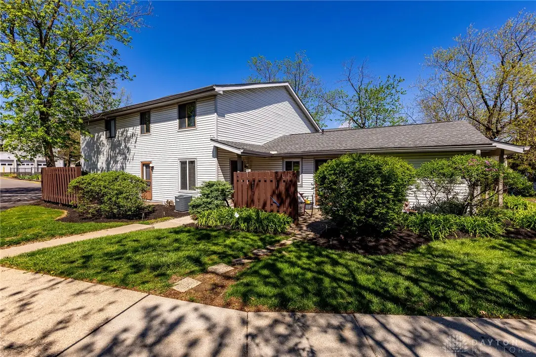 1010 E Crescentville Road, West Chester, OH 45246 - #1