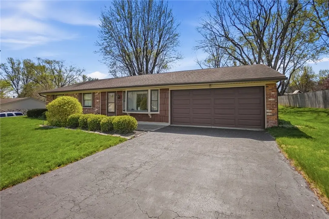 6225 Possum Run Road, Bellbrook, OH 45440 - #1