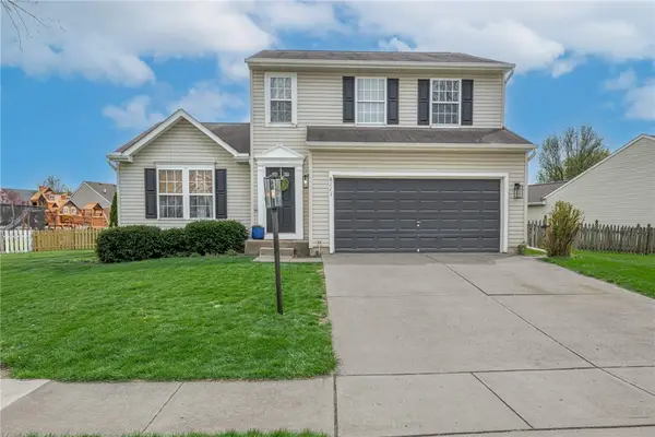 111 Mcdaniels Lane, Springboro, OH 45066