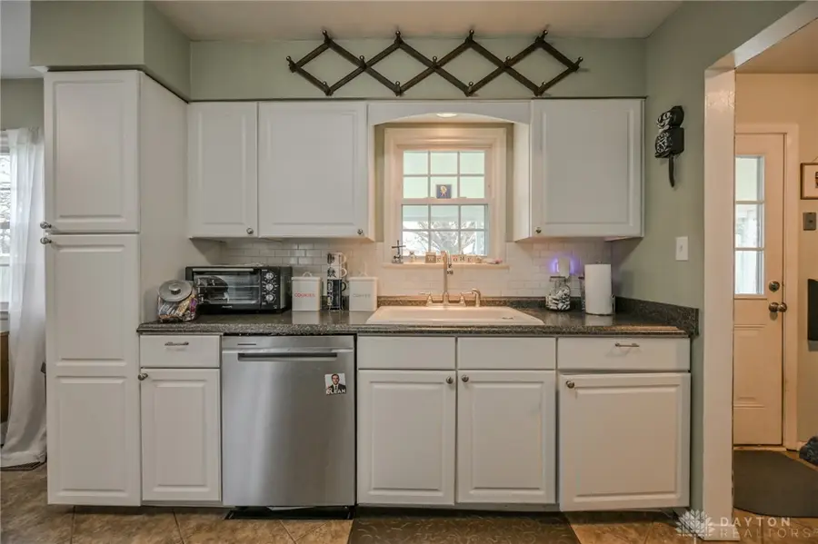 303 Villa Drive, New Carlisle, OH 45344 - #3