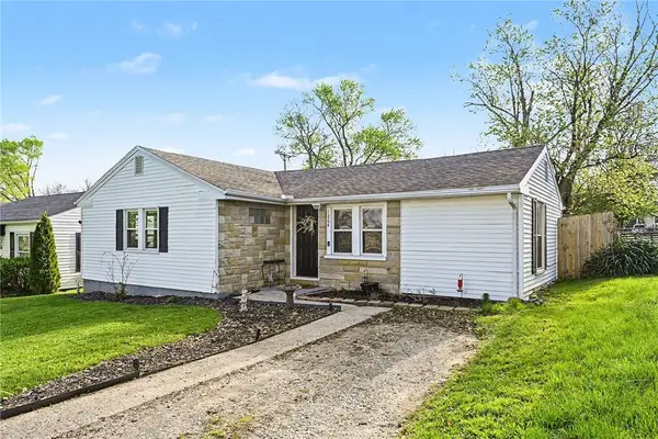 1864 Burrowes Boulevard, Fairborn, OH 45324