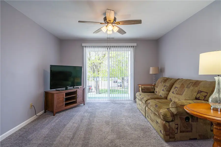 2277 Crew Circle, West Carrollton, OH 45439 - #3