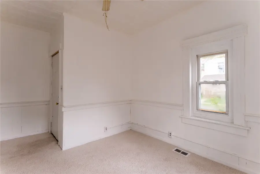 2039 Howard Avenue, Middletown, OH 45044 - #3