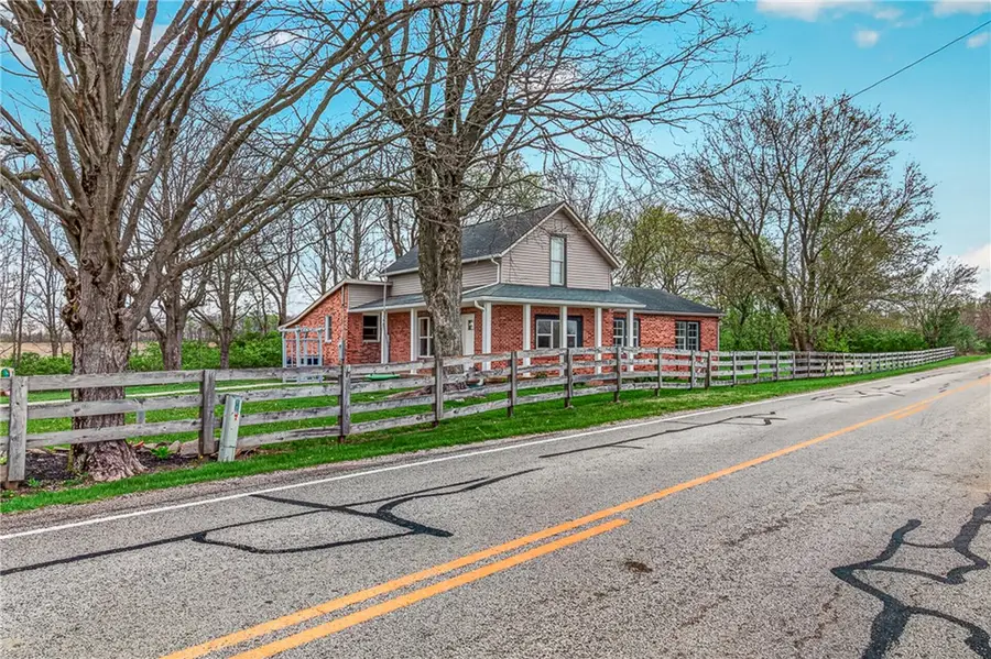 8700 Quaker Trace Road, Camden, OH 45311 - #2