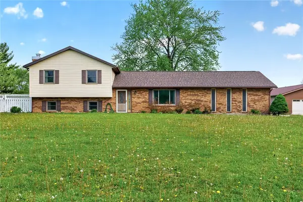 9367 Artz Road, Huber Heights, OH 45344