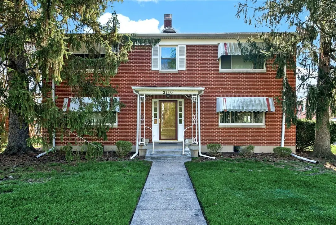 2110 Far Hills, Oakwood, OH 45419 - #1