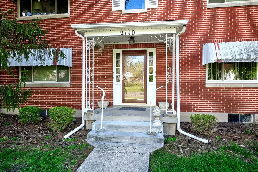 2110 Far Hills, Oakwood, OH 45419 - #2