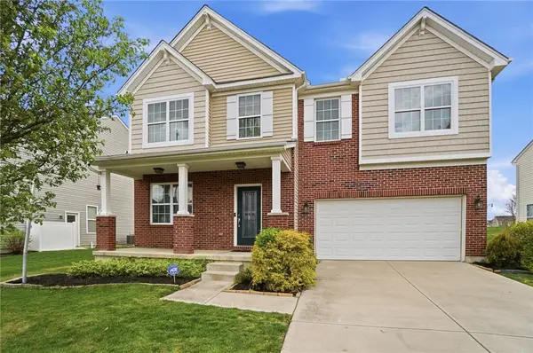 2571 Sunset Maple Dr., Tipp City, OH 45371