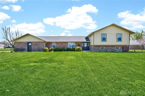 3665 Meadowcourt Drive, Beavercreek, OH 45431