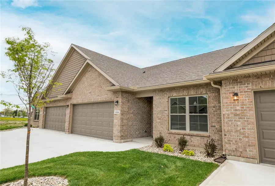 1164 Waterloo Street, Troy, OH 45373 - #3