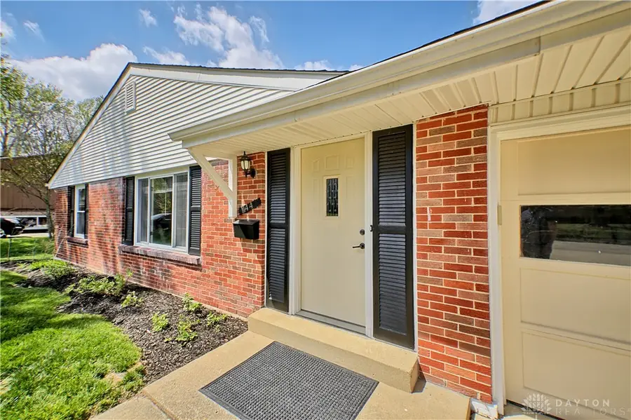 144 Upper Hillside Drive, Bellbrook, OH 45305 - #2
