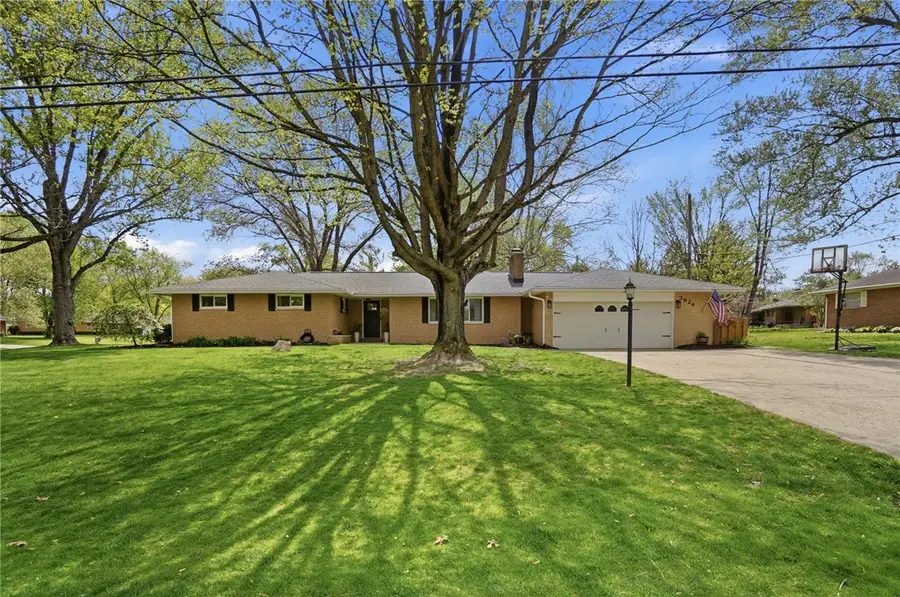 3924 Rexford Road, Beavercreek, OH 45430 - #3